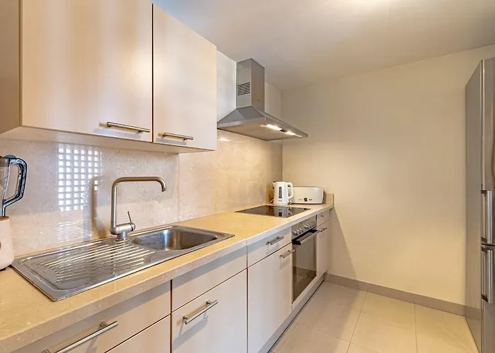 Spacious 3br In Cortijo Del Mar *