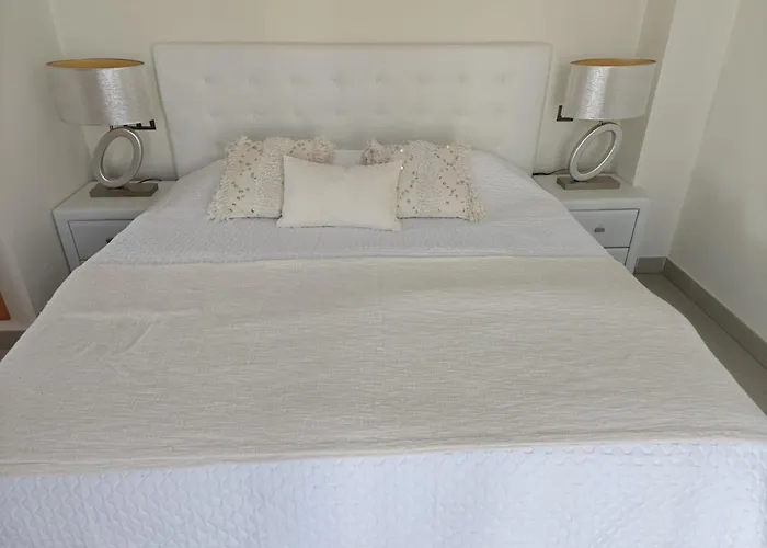 Apartment Spacious 3br In Cortijo Del Mar Estepona