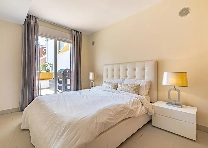 Spacious 3br In Cortijo Del Mar Apartment Estepona