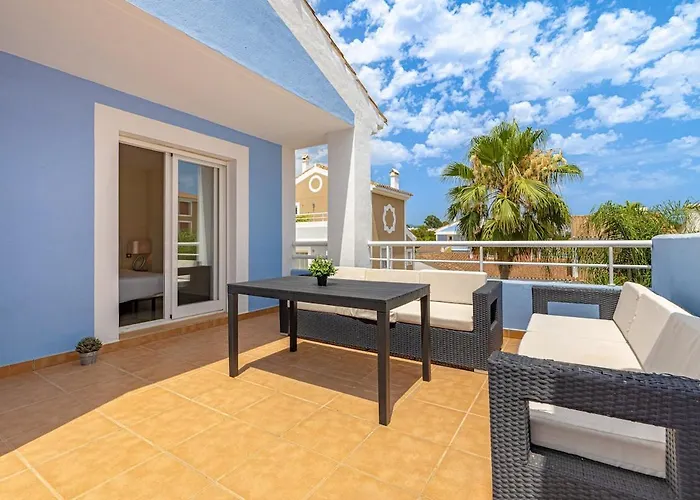 Apartment Spacious 3br In Cortijo Del Mar